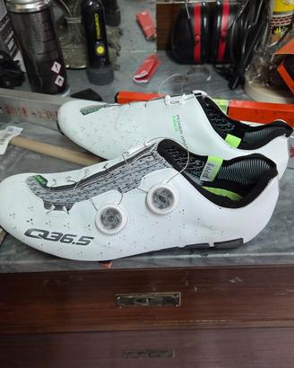 scarpe 36.5 strada unique numero 42.5