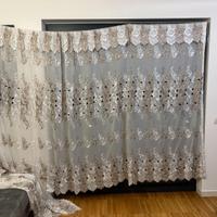 Tenda classica floreale ricamata con merletti