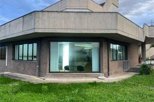 Capannone a Monte San Vito