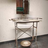 Toilette in ferro e marmo primi del '900