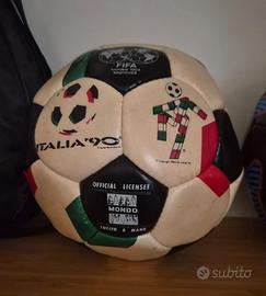 Pallone italia 90
