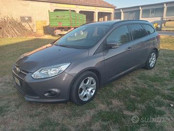 Ford Focus Station Wagon 1.6 120 CV GPL Titanium