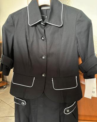 Completo donna vestito smanicato e giacca