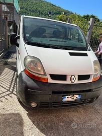 Furgone renault trafic
