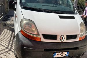 Furgone renault trafic