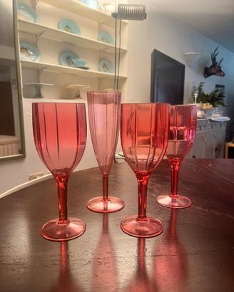 Bicchieri in plexiglas rosa