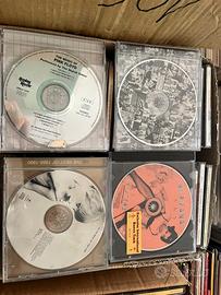 150 CD musicali  , come nuovi  MA SENZA COPERTINA