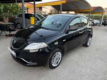 Lancia Ypsilon 1.2 69 CV 5 porte Benz/GPL Km Certi