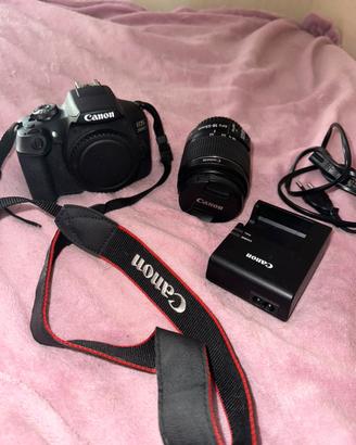 Fotocamera Canon 2000D