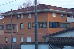 Vendita grande e luminoso alloggio