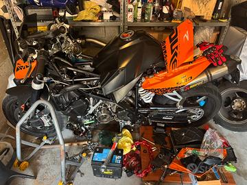 Ricambi superduke 990