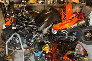 Ricambi superduke 990