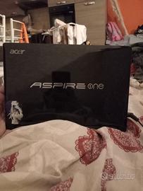 computer acer aspire one