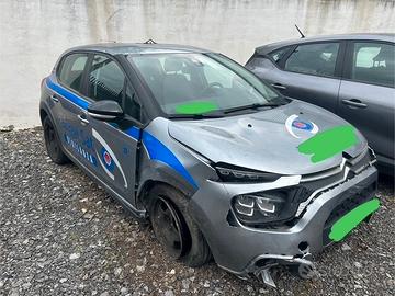 Citroen C3 2022 incidentata sinistrata