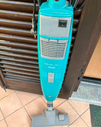 Scopa  elettrica De Longhi