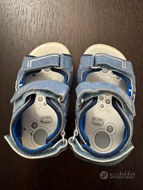 Scarpe bimbo