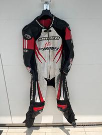 Tuta in pelle traforata