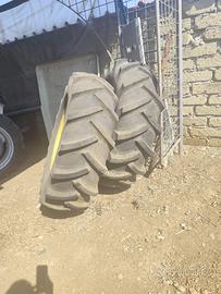 Ruote complete trattore