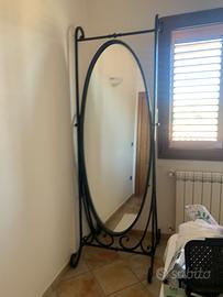 Specchio in ferro battuto