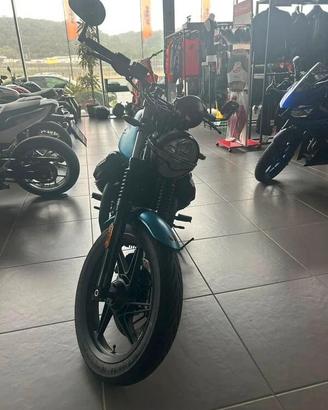 Moto Guzzi V7 STONE