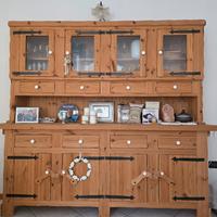 credenza in legno di abete