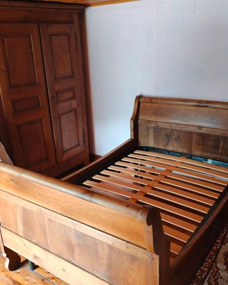 Letto antico noce con rete compresa 