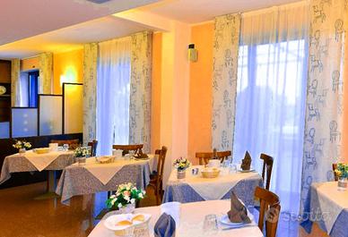 Bar-ristorante-affittacamere-parking-mura