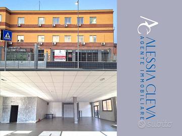 Immobile di 200 m² con 1 locale a Pomezia