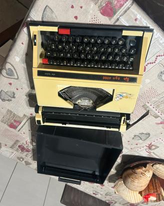 MACCHINA DA SCRIVERE