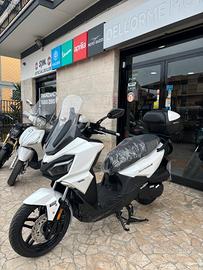 Sym Joyride 300 in pronta consegna tasso zero
