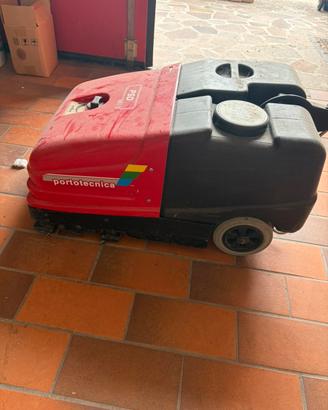 Lava pavimenti portotecnica