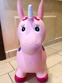 Unicorno cavalcabile gioco