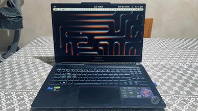 MSI Cyborg 15 A12VE |i7-12650H 16/512 GB RTX 4050