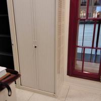 Armadi Contenitori con Ripiani Metallici
