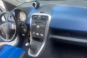 Opel Agila 1.2