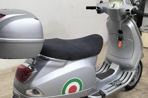 Vespa lx150