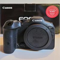 CANON EOS R7 NUOVA