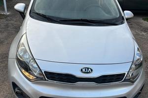 Kia rio 2014