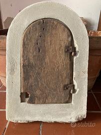 Antica Buchetta del vino in pietra