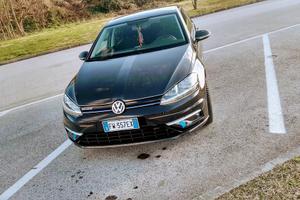 GOLF 7.5 TGI
