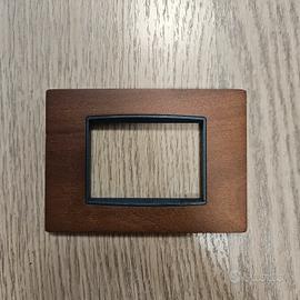 Placca in legno Vimar Eikon 20653.35 Noce Italiano