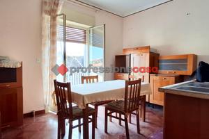 Mascalucia Centro - Ampio 3 Vani con Garage