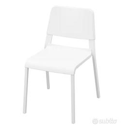 Set di 4 sedie bianche moderne