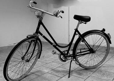 Bicicletta Bianchi da donna vintage.