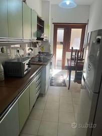 OSTIA GRAZIOSO QUADRILOCALE ARREDATO Con BALCONE