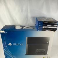 Console Sony ps4 fat con scatola e giochi.