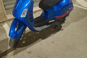 vespa 125 gts super  in ottime  condizioni 