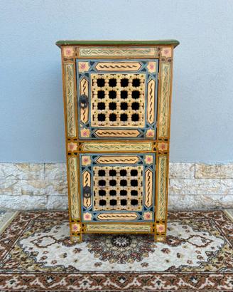 Mobile etnico dipinto a mano