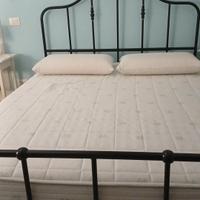 Letto in ferro battuto nero