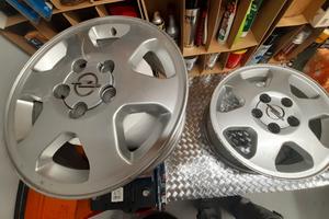Set di 4 cerchi in lega originali Opel Zafira  15 